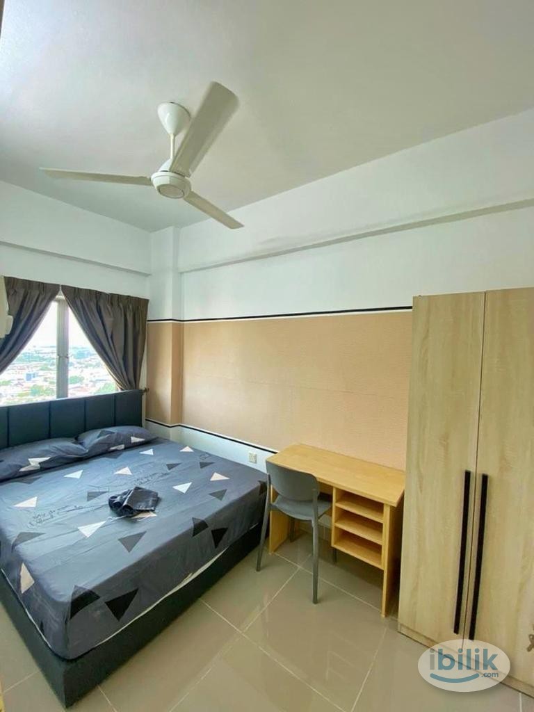 Middle Room at Kepong Central Condominium, Kepong - Image 1