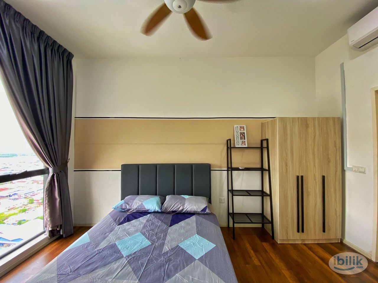 Middle Room at SQWhere, Sungai Buloh - Image 1
