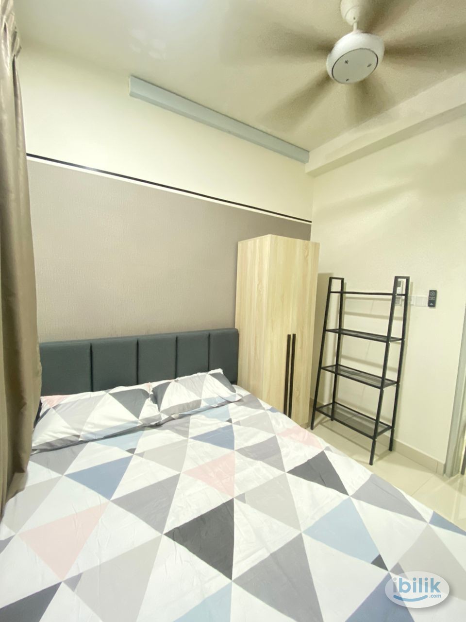 Middle Room at Damansara Damai, Petaling Jaya - Image 3