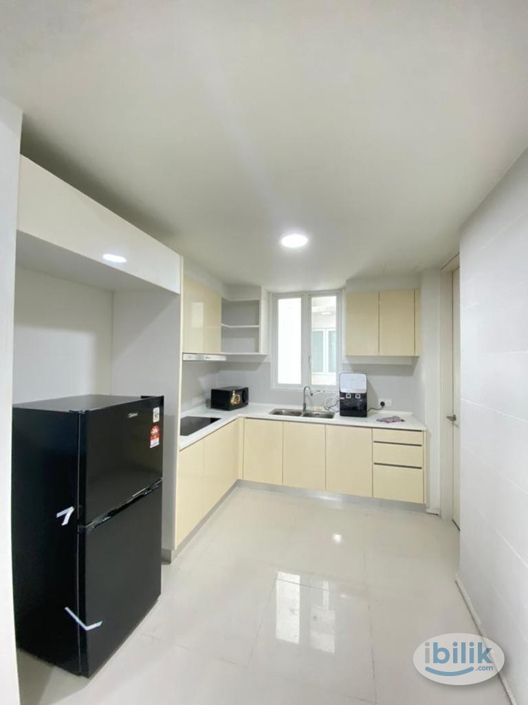 Master Room at Verdi Eco-dominiums, Cyberjaya - Image 2
