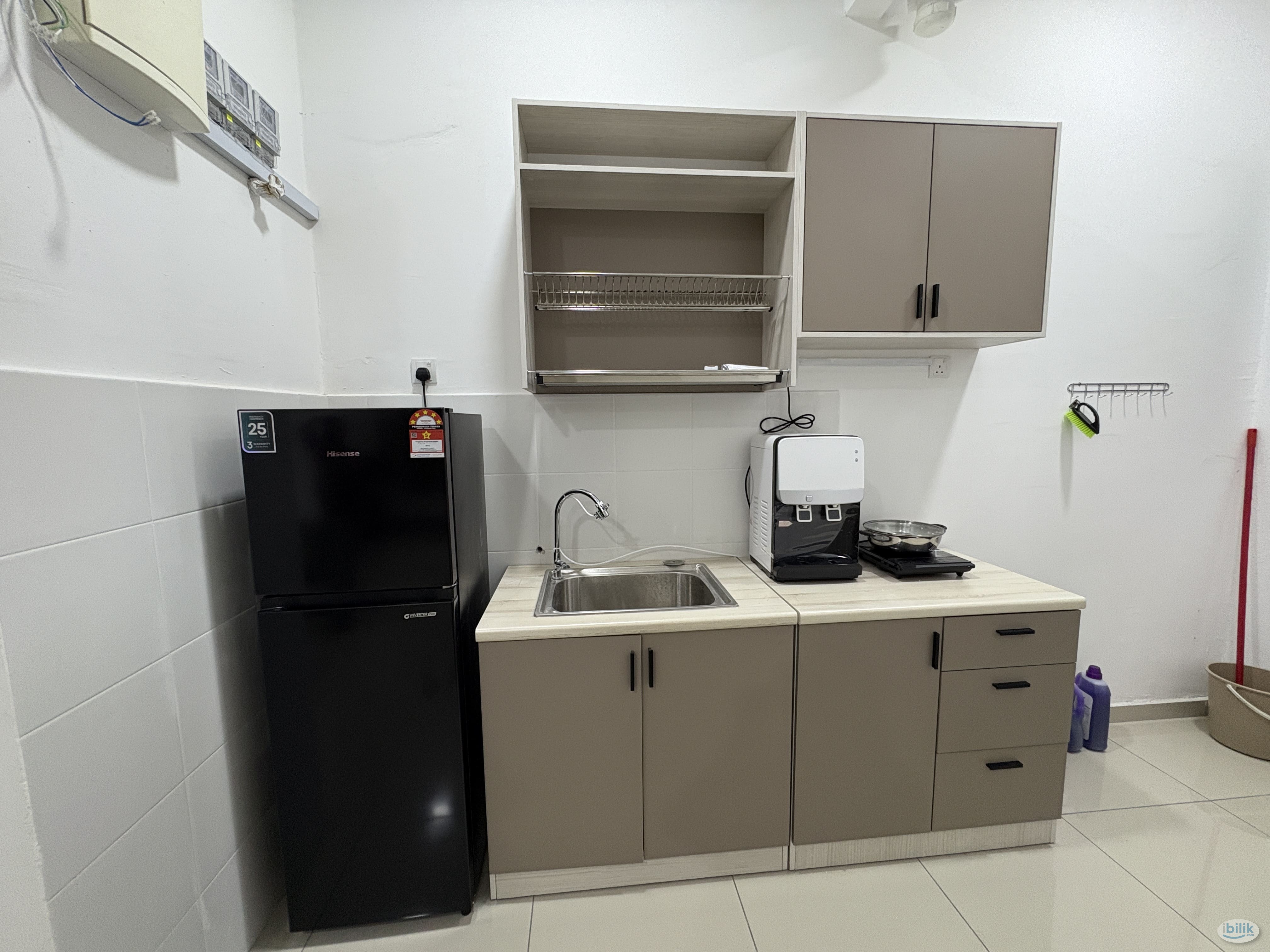 Middle Room at Damai Vista, Cheras South - Image 2