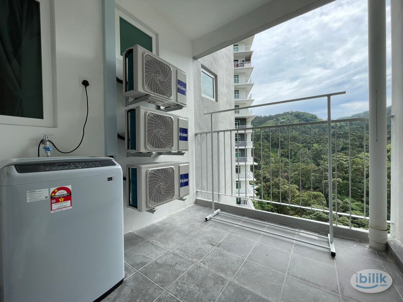 Single Room at Fairview Residence, Bayan Lepas - Image 5