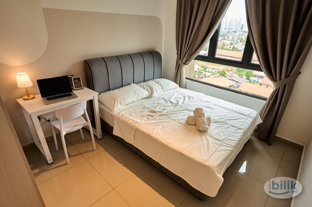 ONE EQUINE MEDIUM FULLY FURNISHED - Image 1