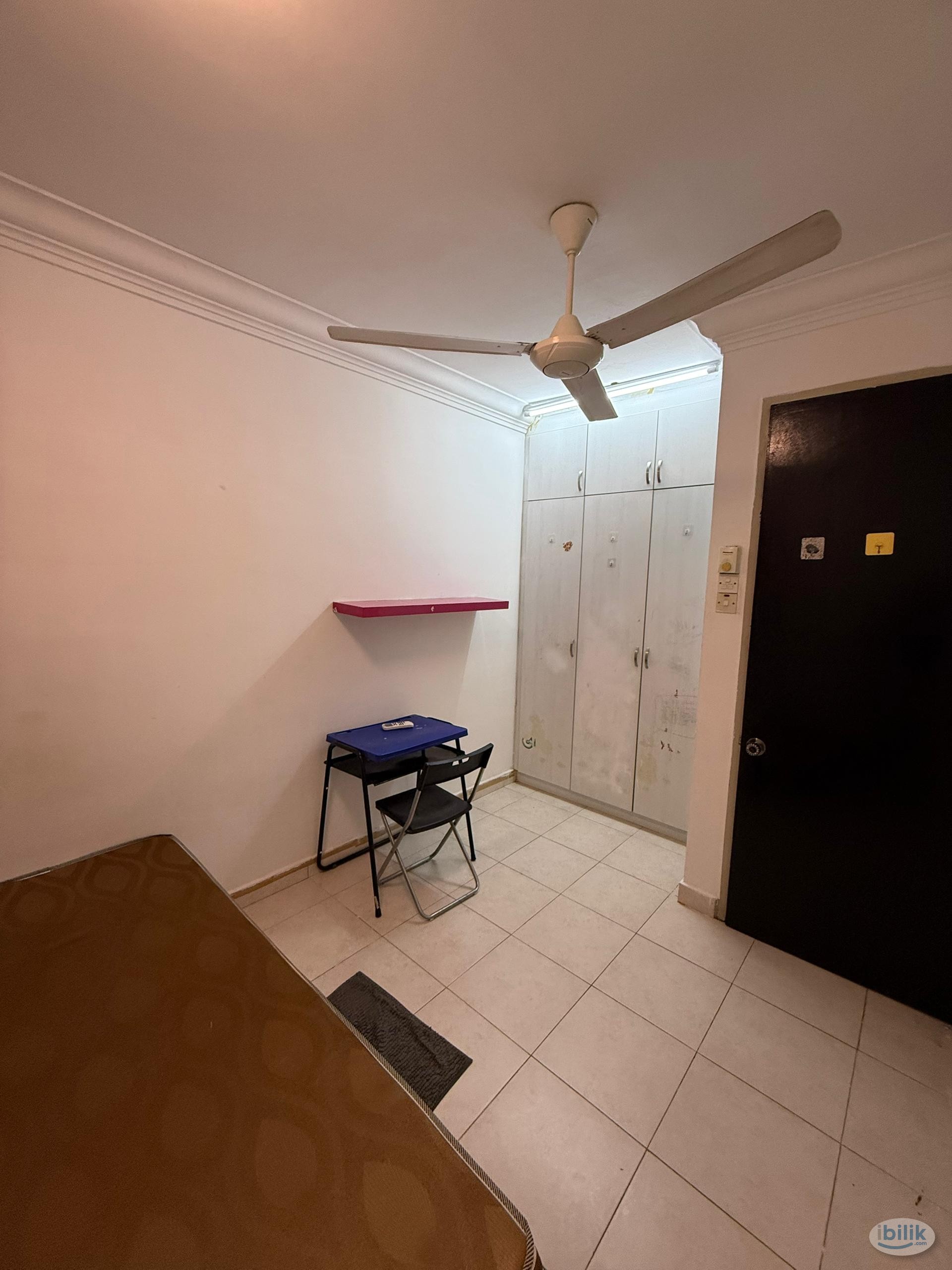 Middle Room at Cyberia SmartHomes, Cyberjaya - Image 2