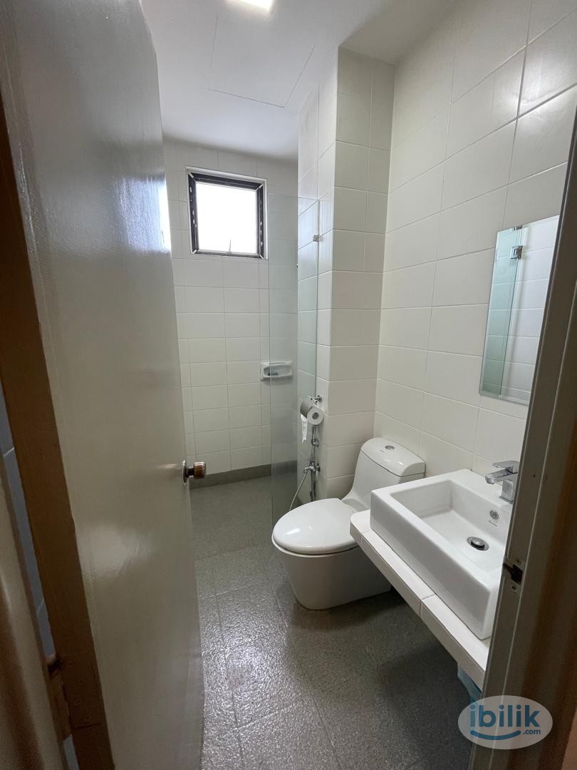 Master Room at Vue Residences, Titiwangsa - Image 5