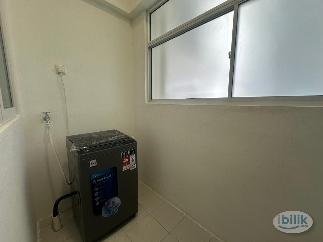 Middle Room at Georgetown, Penang - Image 3