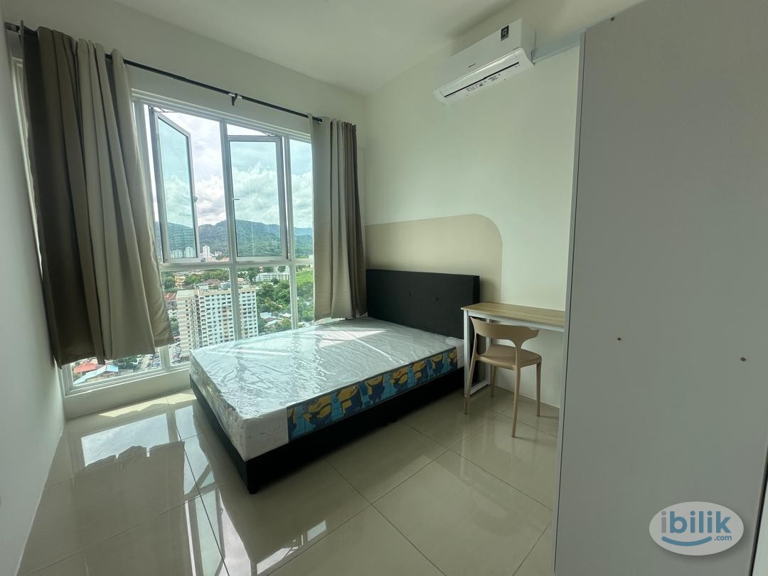 Middle Room at Bayan Lepas, Penang - Image 1