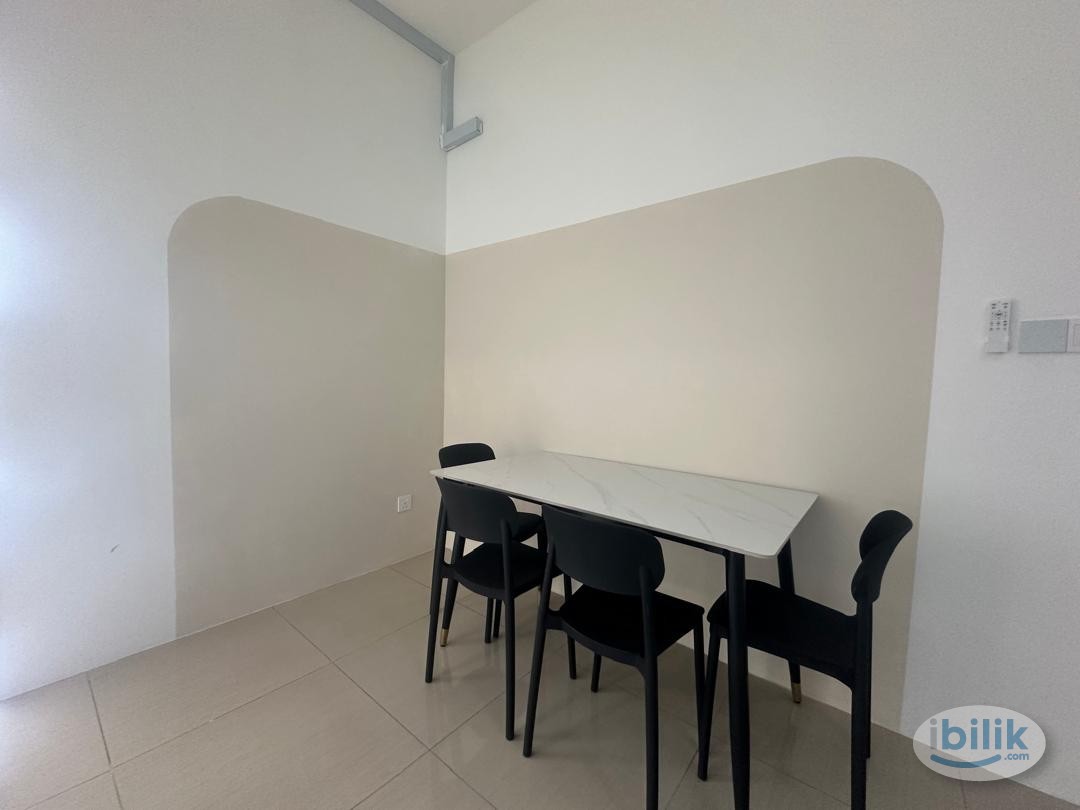Middle Room at Bayan Lepas, Penang - Image 3