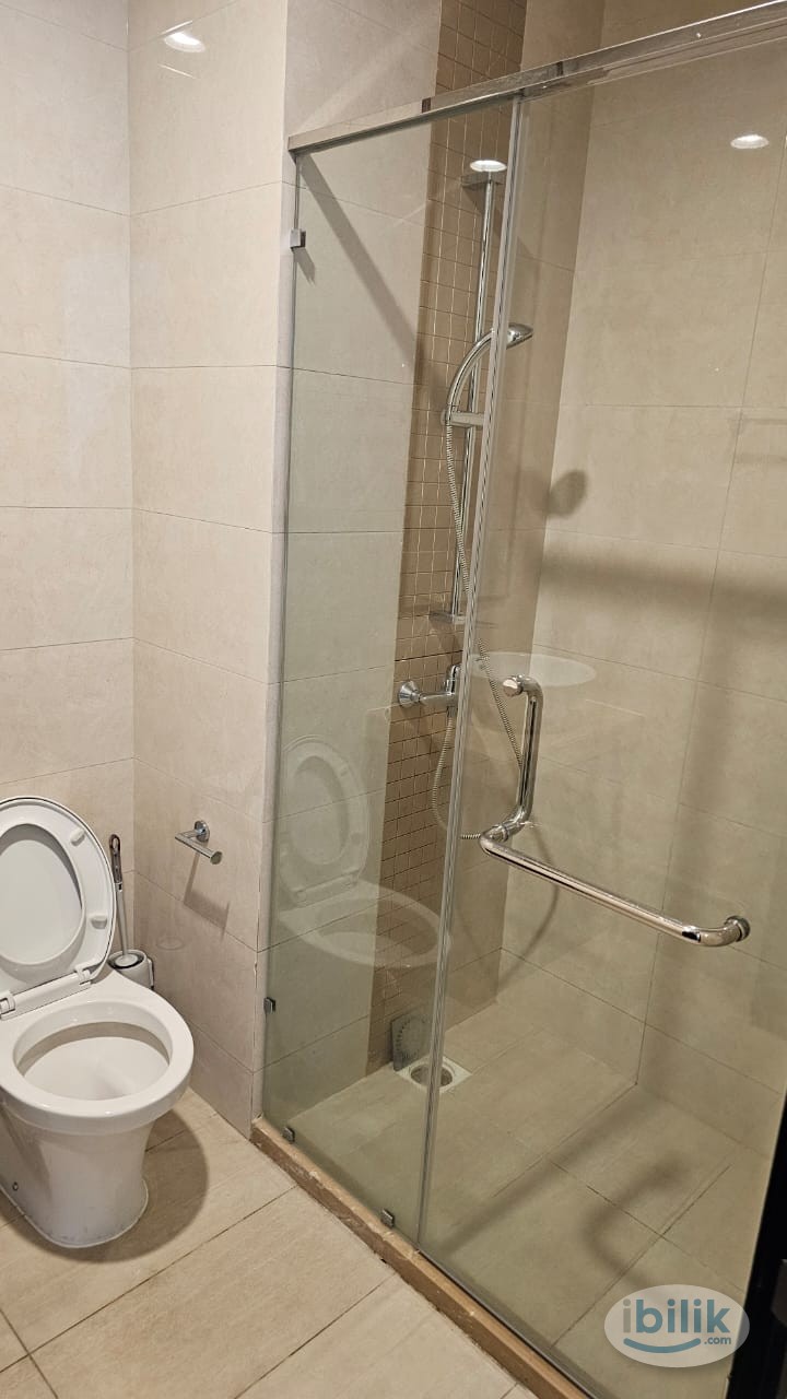 Master Room at Agile, Mont Kiara - Image 4