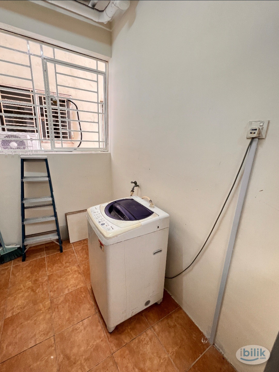 Master Room at Pv13 Platinum Lake Condo Setapak - Image 4