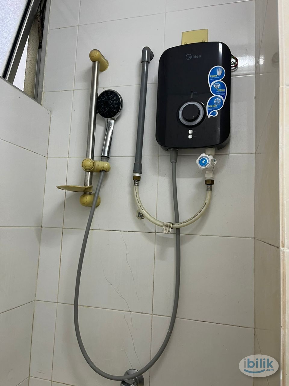Single Medium Room at PV15 Setapak - Image 5
