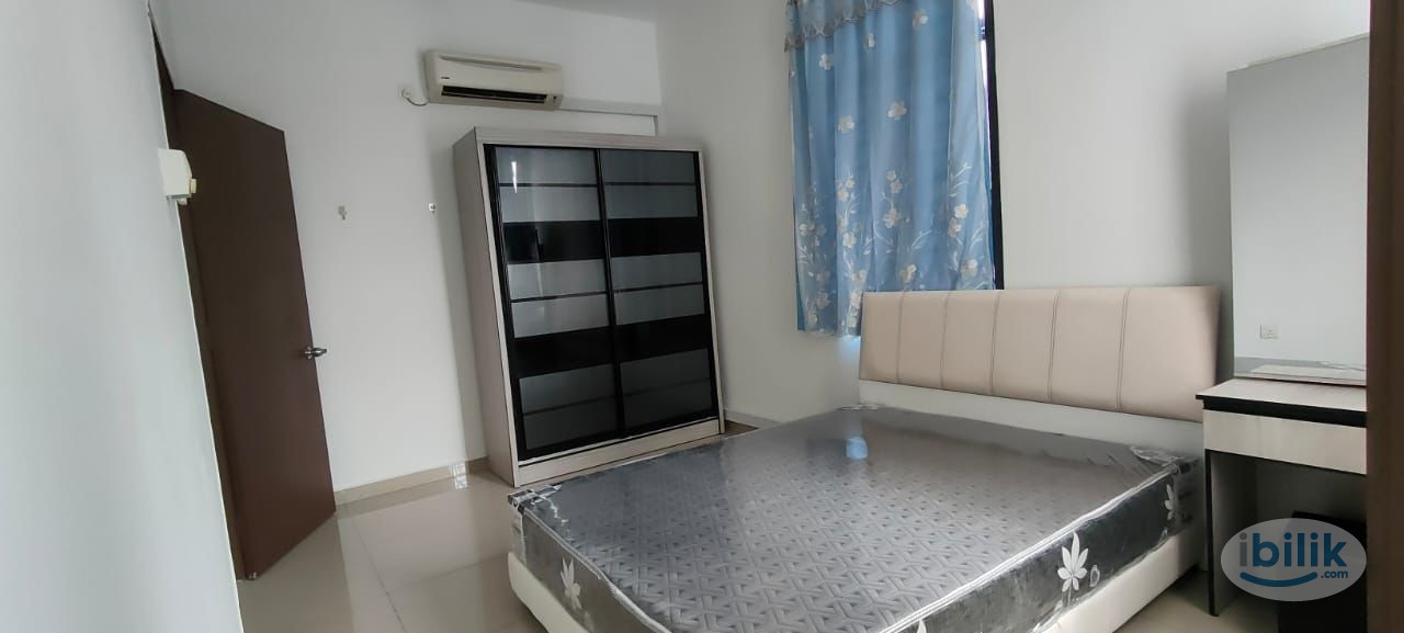 Master Room at Taman Mutiara Rini, Skudai - Image 1