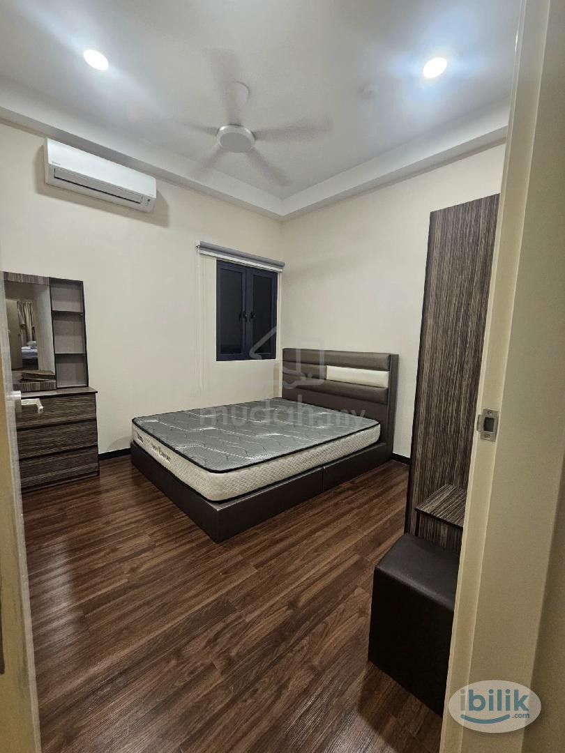 Middle Room at Embayu near Help University, Subang Bestari - Image 1