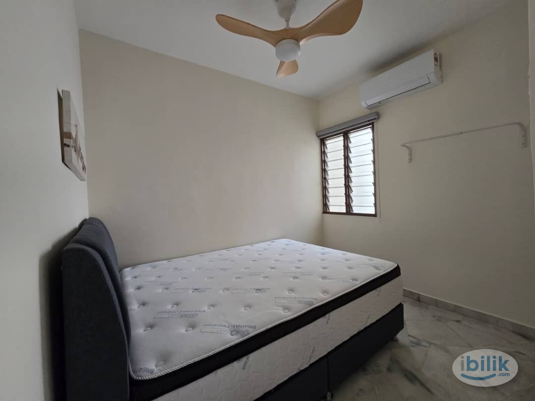 Middle Room at Puchong, Selangor - Image 5
