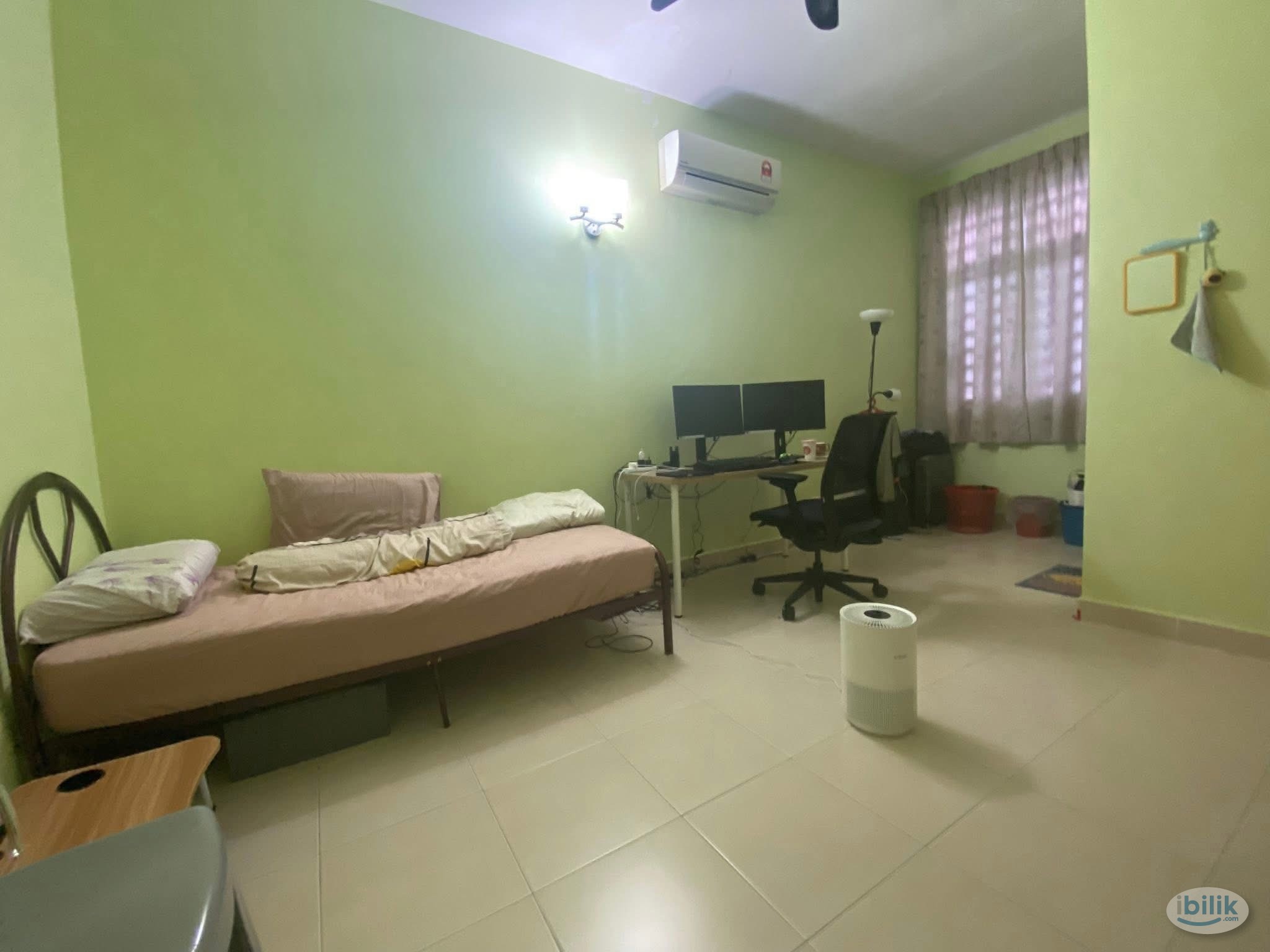Landed middle Room for Rent (Fully Furnished) @ Bayan Lepas - Image 1