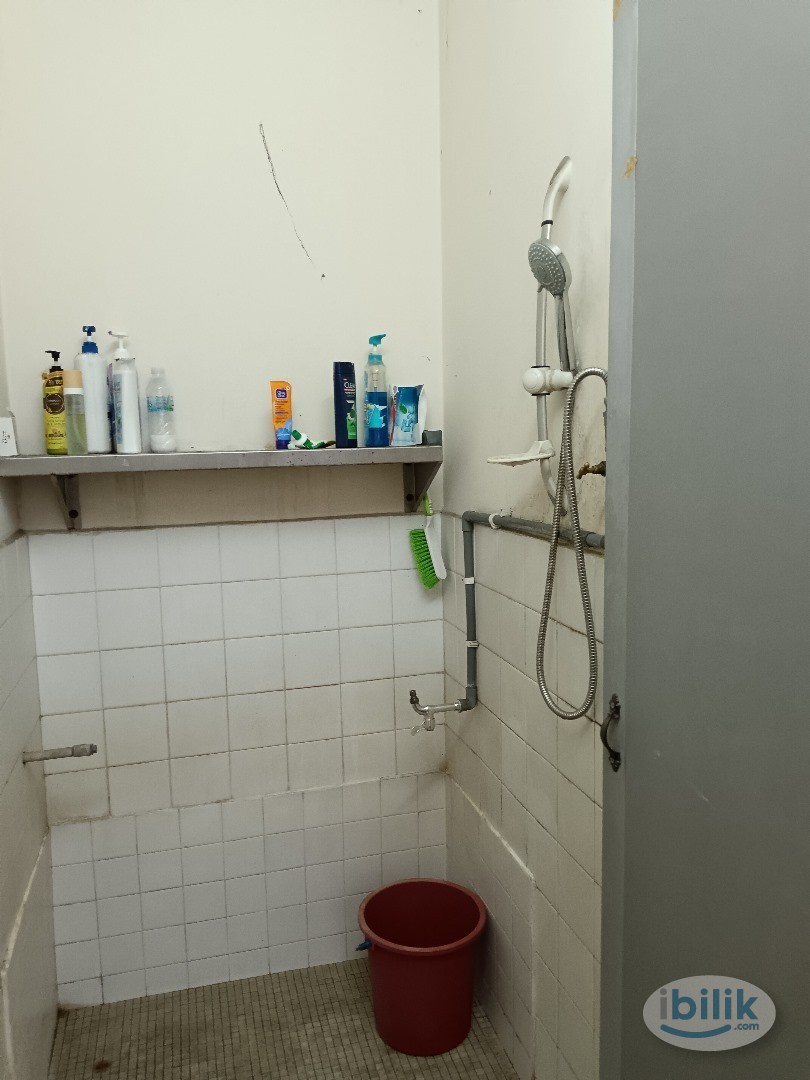 Master Room at Petaling Jaya, Selangor - Image 3