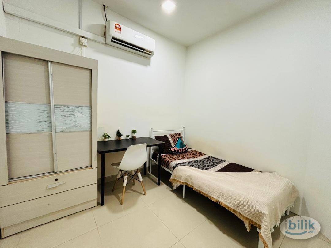 Short Walk to MRT Single Room at Taragon Puteri YKS, KLCC - Image 5