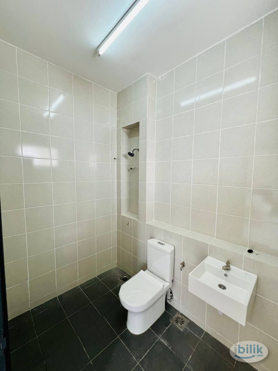 🏡 Bilik Sewa Murah @ Taman Rimbun Aman, Seremban – Small Bedroom, Low Depo! - Image 4