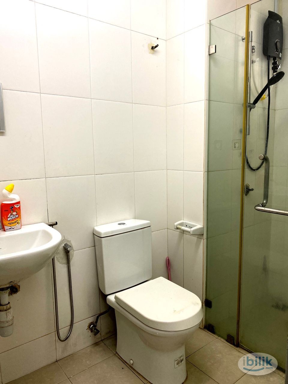 Master Room at Zenith Residences, Kelana Jaya - Image 1