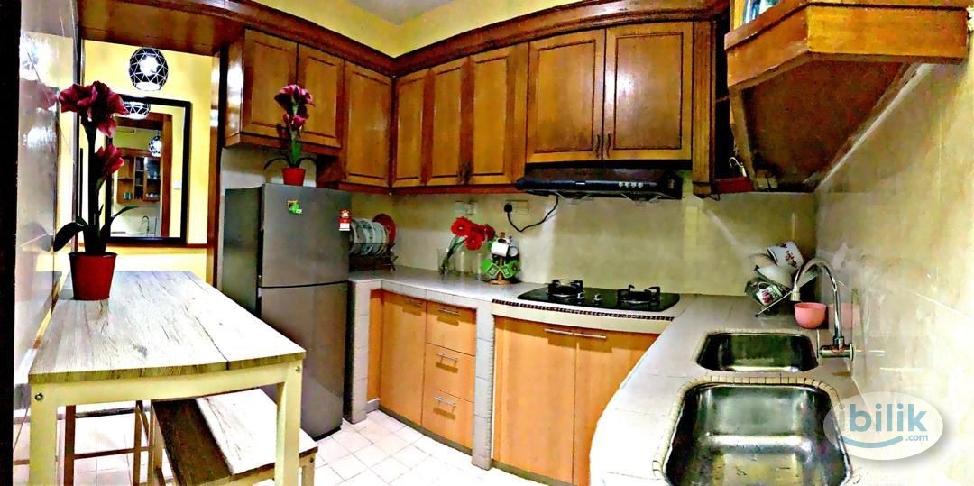 Middle Room at Keramat, Kuala Lumpur - Image 3
