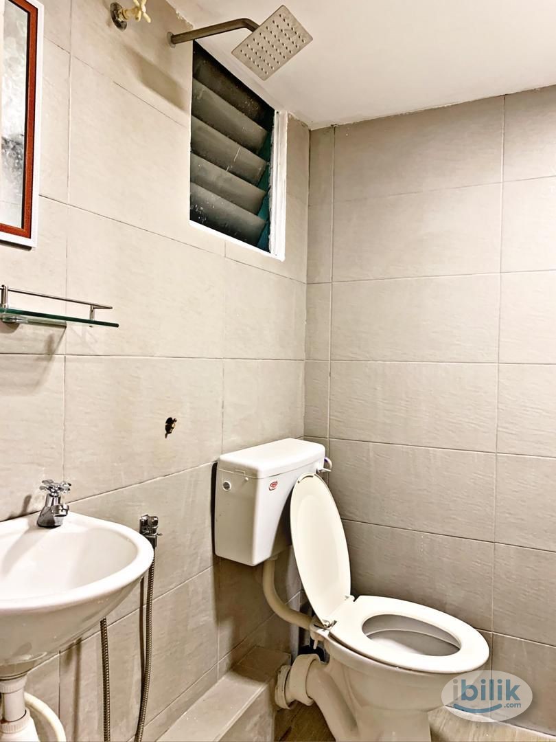 Middle Room at Pandan, Ampang - Image 2