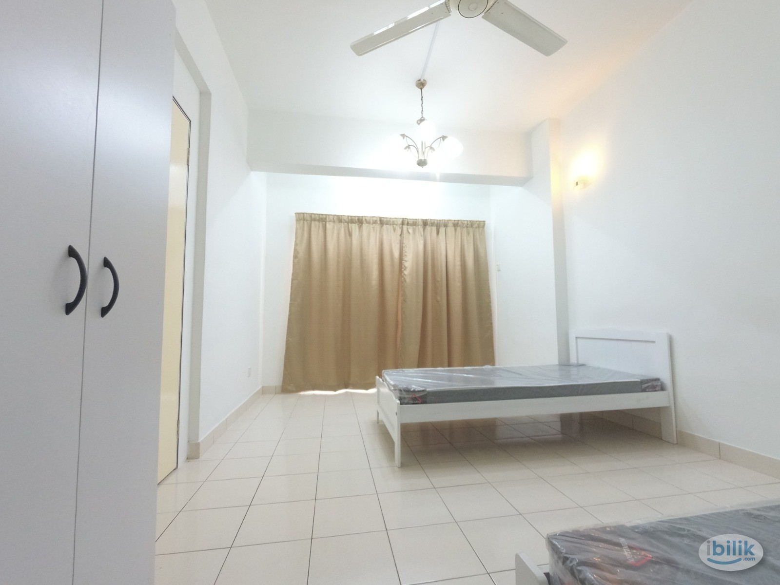 Bilik Sharing | Girl Muslim | Middle Room at Vista Mutiara, Kepong | fully furnised | Near MRT - Image 1