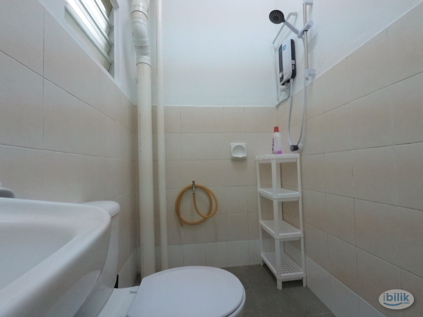 Bilik Sharing | Girl Muslim | Middle Room at Vista Mutiara, Kepong | fully furnised | Near MRT - Image 5