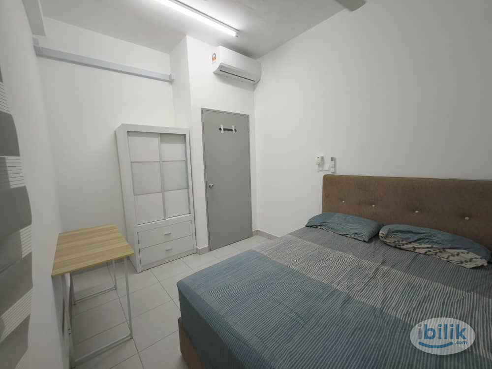 Middle Room at Netizen Residence, Bandar Tun Hussein Onn  - Image 1