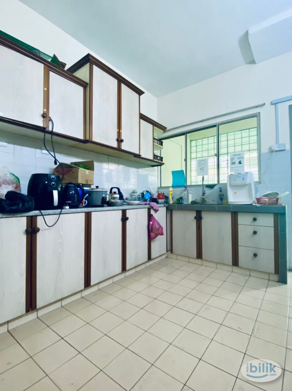 🔥 ZERO Deposit 🔥 Fully Furnished + High-Speed Wifi 🚀 🚶‍♂️ Walking distance to LRT Bandar Utama 📍 Dekat 1 Utama, Centre P - Image 4