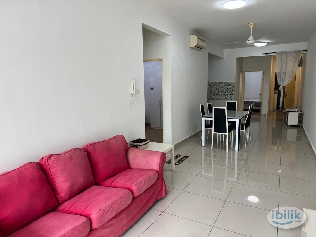 Master Room at Damansara Perdana, Petaling Jaya - Image 3