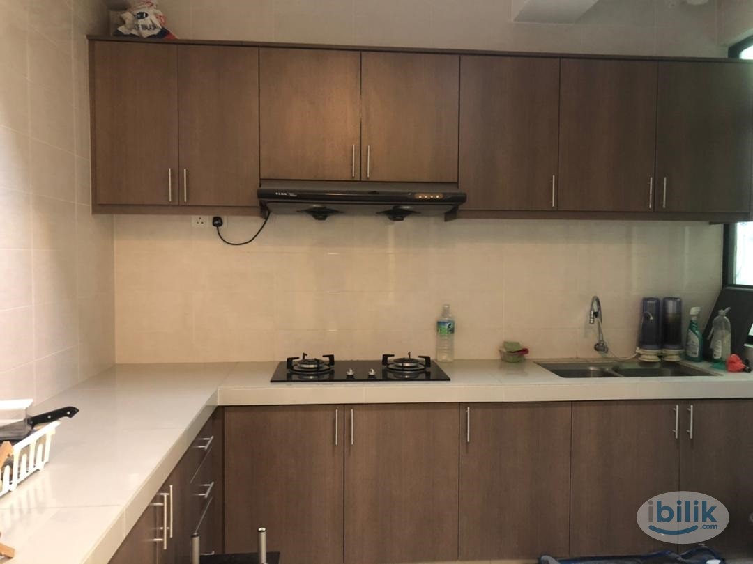 Female Unit Master Room at Park 51 Residency, Petaling Jaya - Image 5