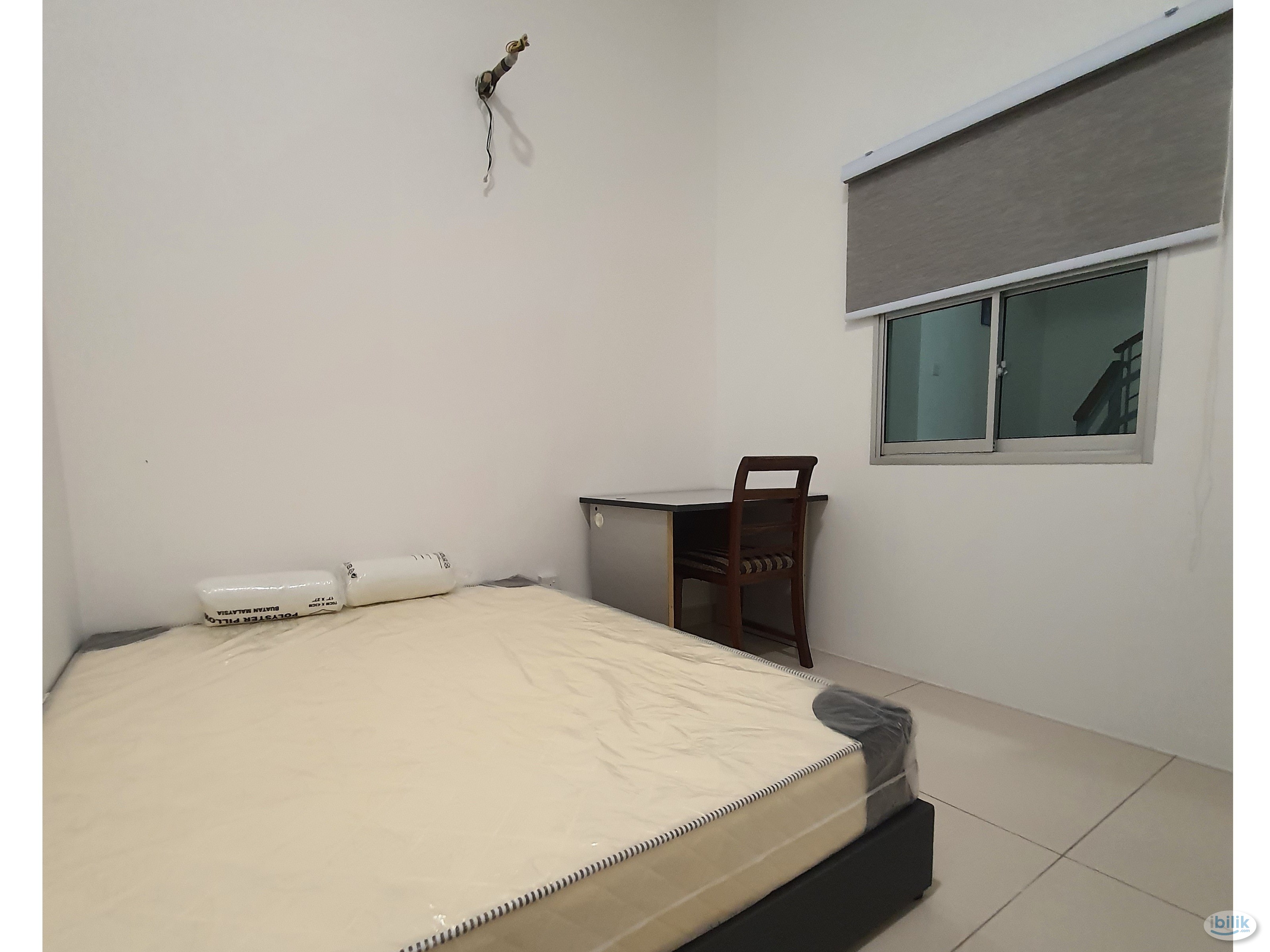 Middle Room at Sungai Ara, Penang - Image 1