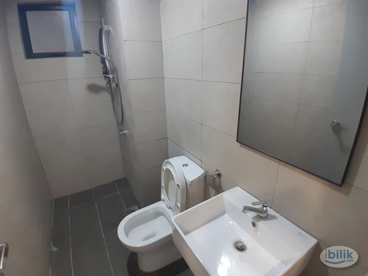 [M Luna] Mixed Gender Unit Master Room Rent Near Selayang, Batu Caves, Jinjang - Image 4