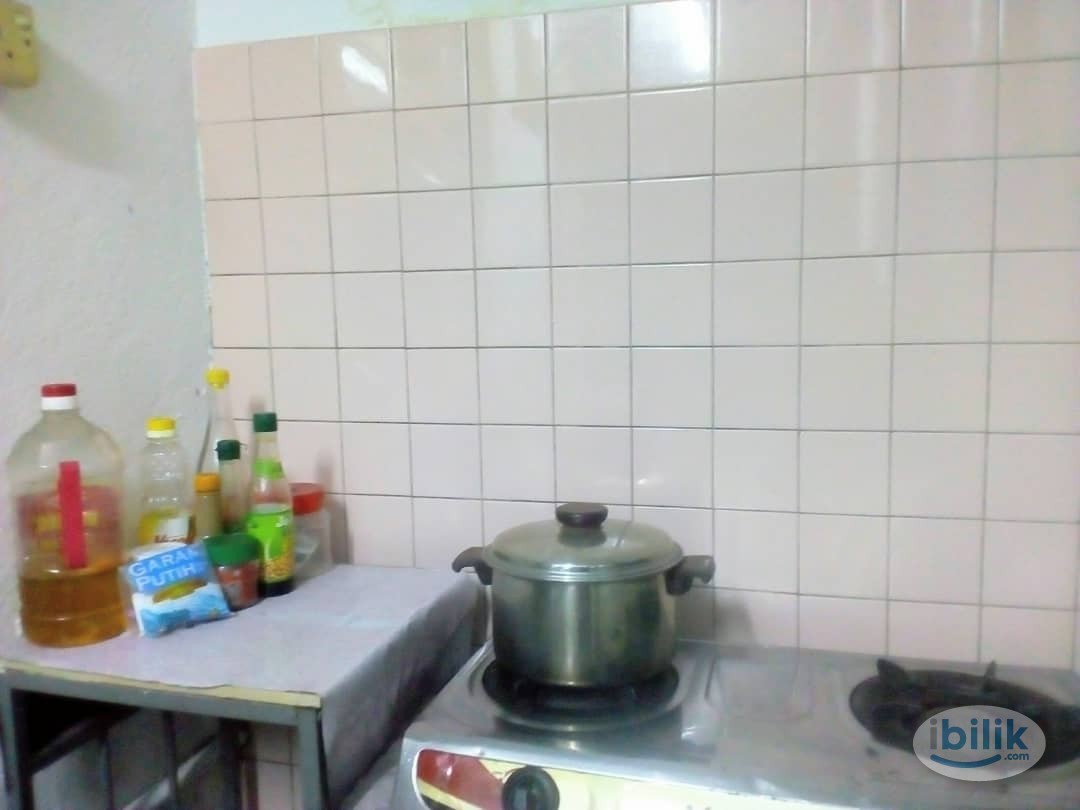 Comfortable Single Room at Section 14 PJ near Asia Jaya LRT - Image 4