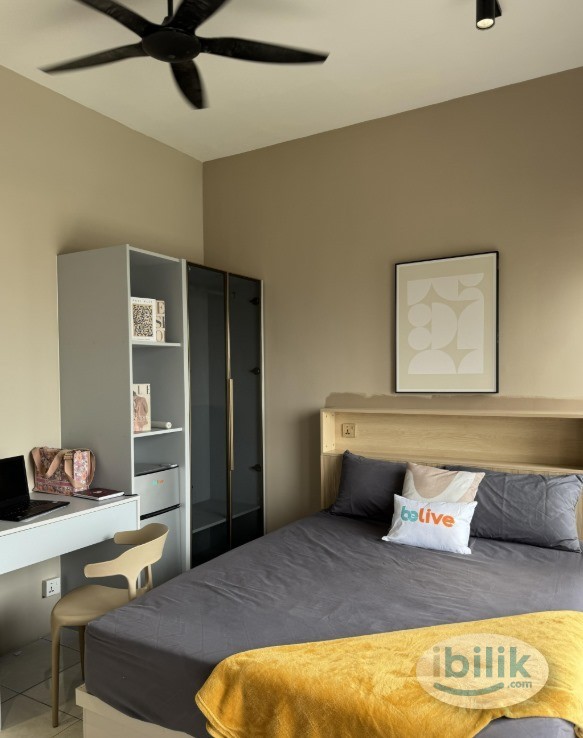 FULLY FURNISHED BALCONY ROOM WITH QUEEN BED TO RENT - Image 2