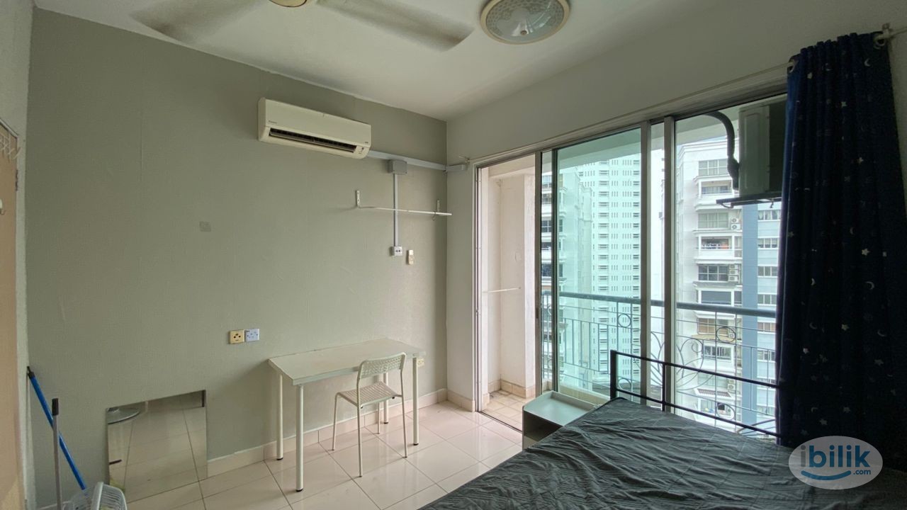 Move-In Ready Middle Room (with Balcony) - Image 3