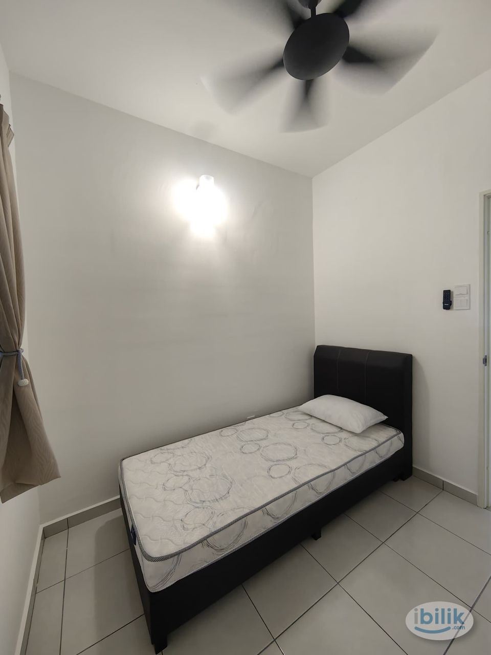 Master Room at Sungai Ara, Penang - Image 1