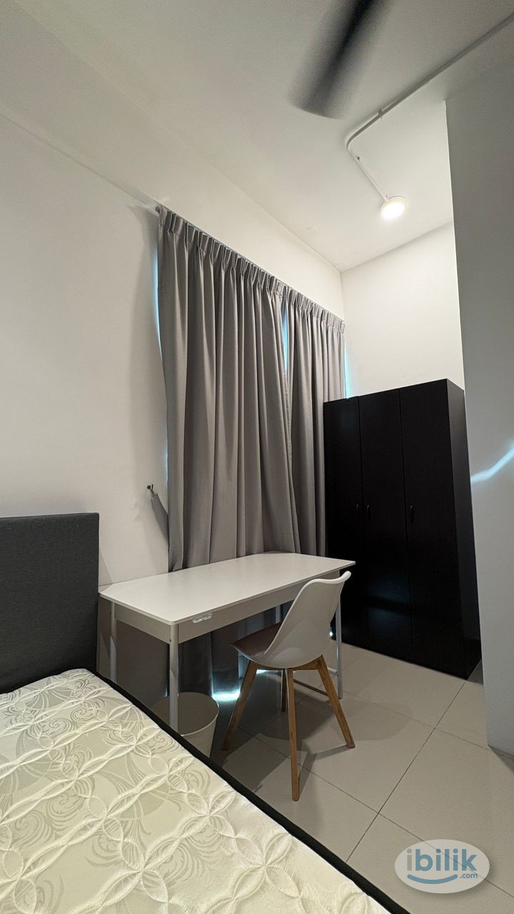 Single Room at Elit Heights, Bayan Baru - Image 2
