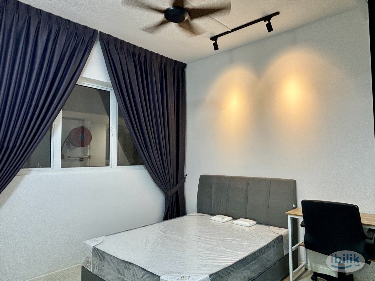 Nice room at Nadayu! Room attached PRIVATE BATHROOM‼️NEAR HELP UNI✅Premium ⭐️ Master Room Fully Furnished @ NEW Aircond  - Image 1