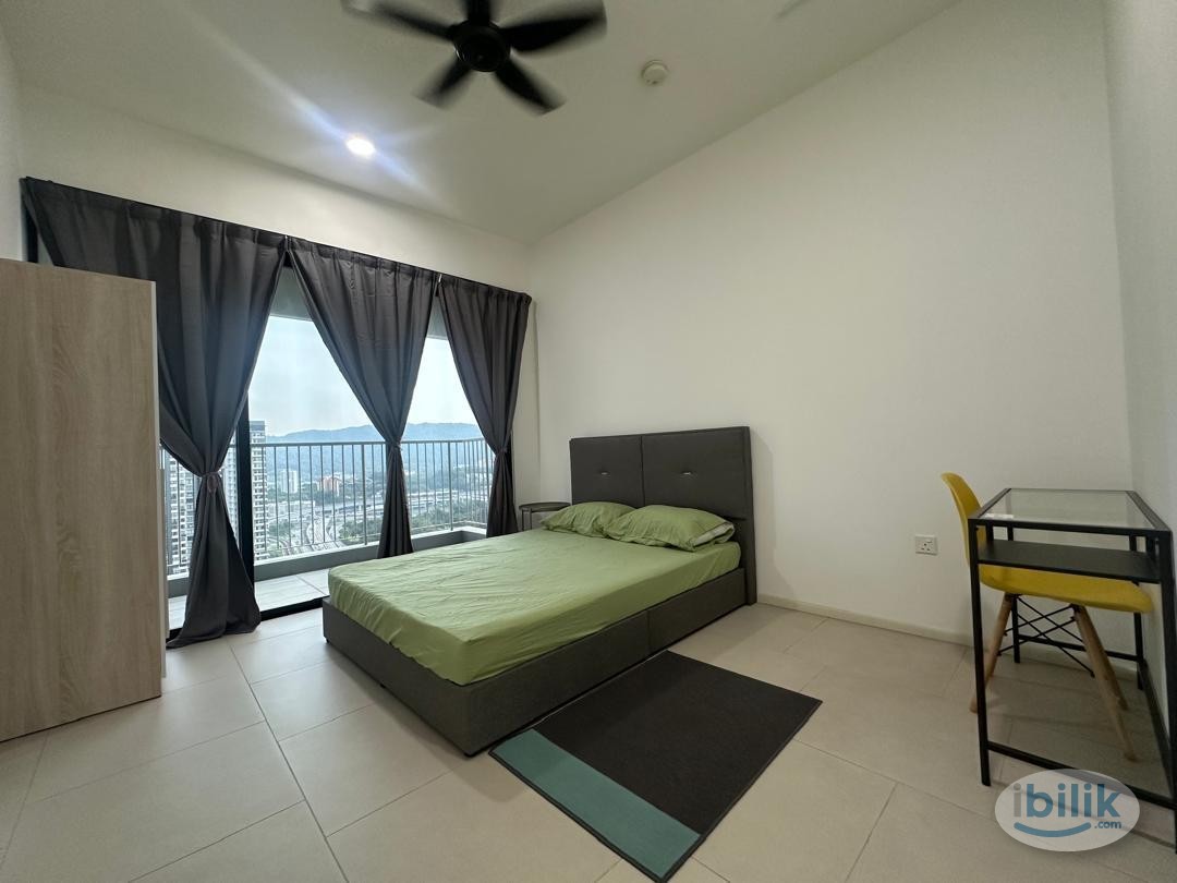 Middle Room at SQWhere, Sungai Buloh (Female Unit) - Image 1