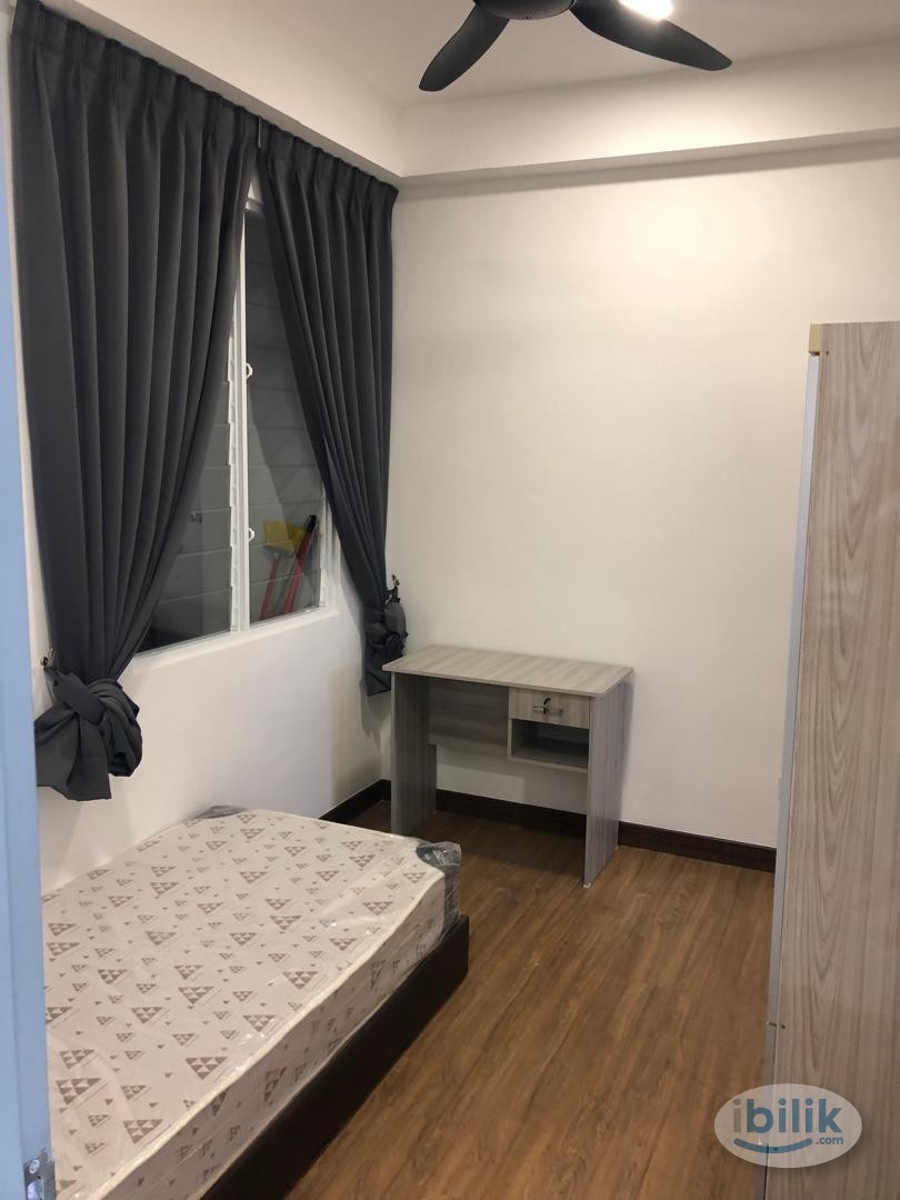 Single Room at Pinnacle, Sri Petaling - Image 5