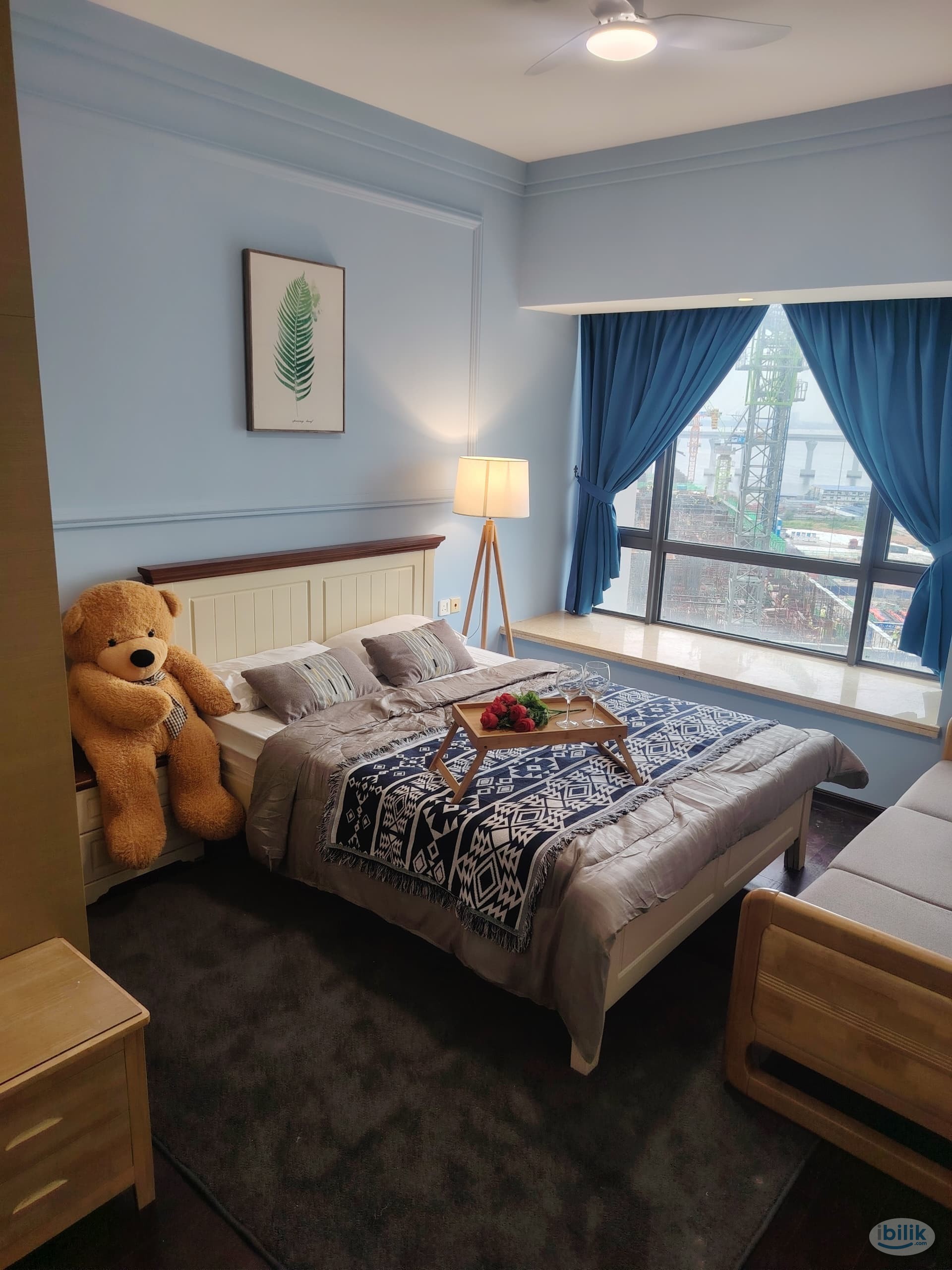 COMMON ROOM FULLY FURNISHED @ WALKING DISTANCE TO CIQ - Image 1