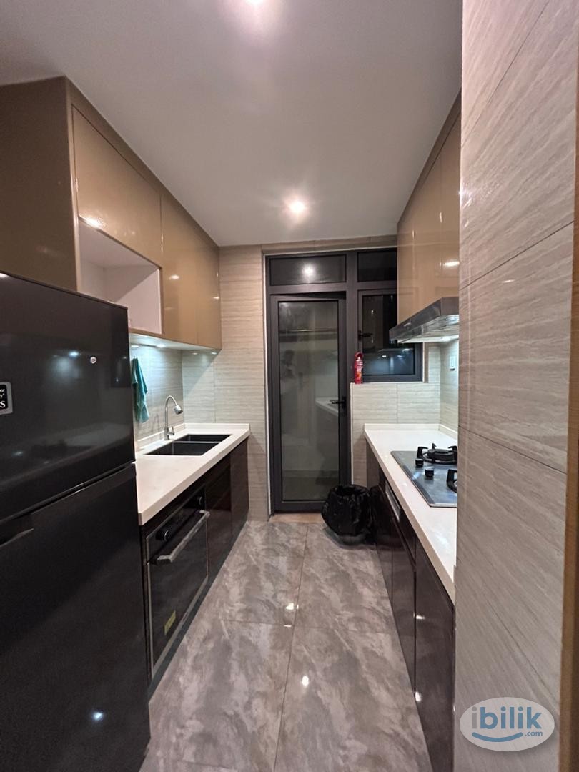 COMMON ROOM FULLY FURNISHED @ WALKING DISTANCE TO CIQ - Image 2