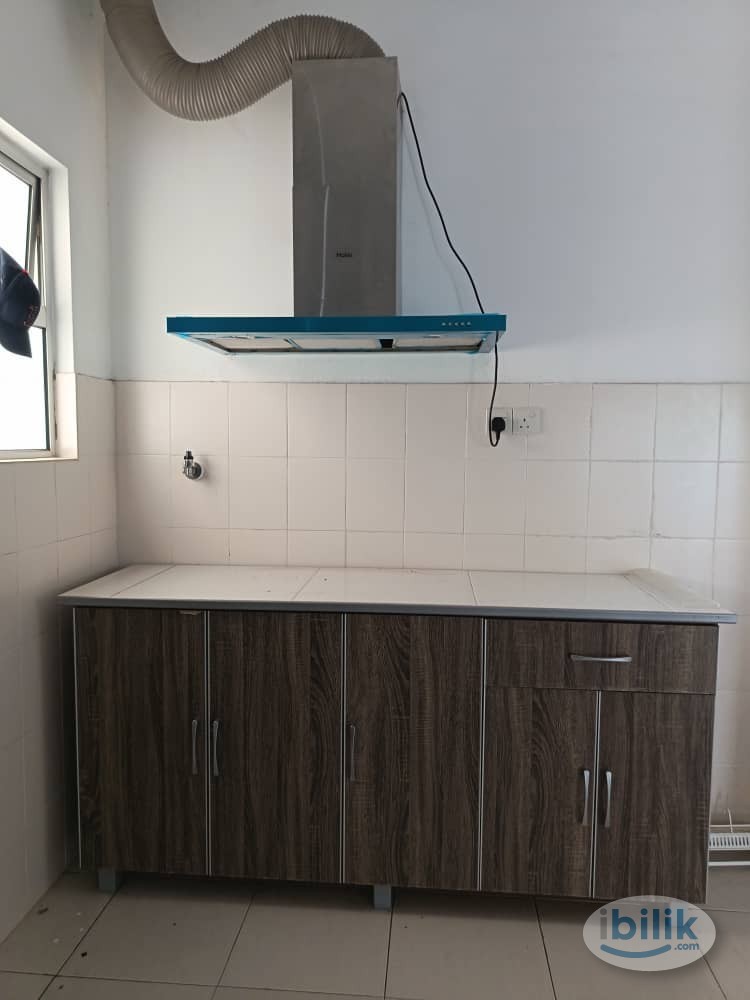 Middle Room at Ampang Hilir, Kuala Lumpur - Image 4