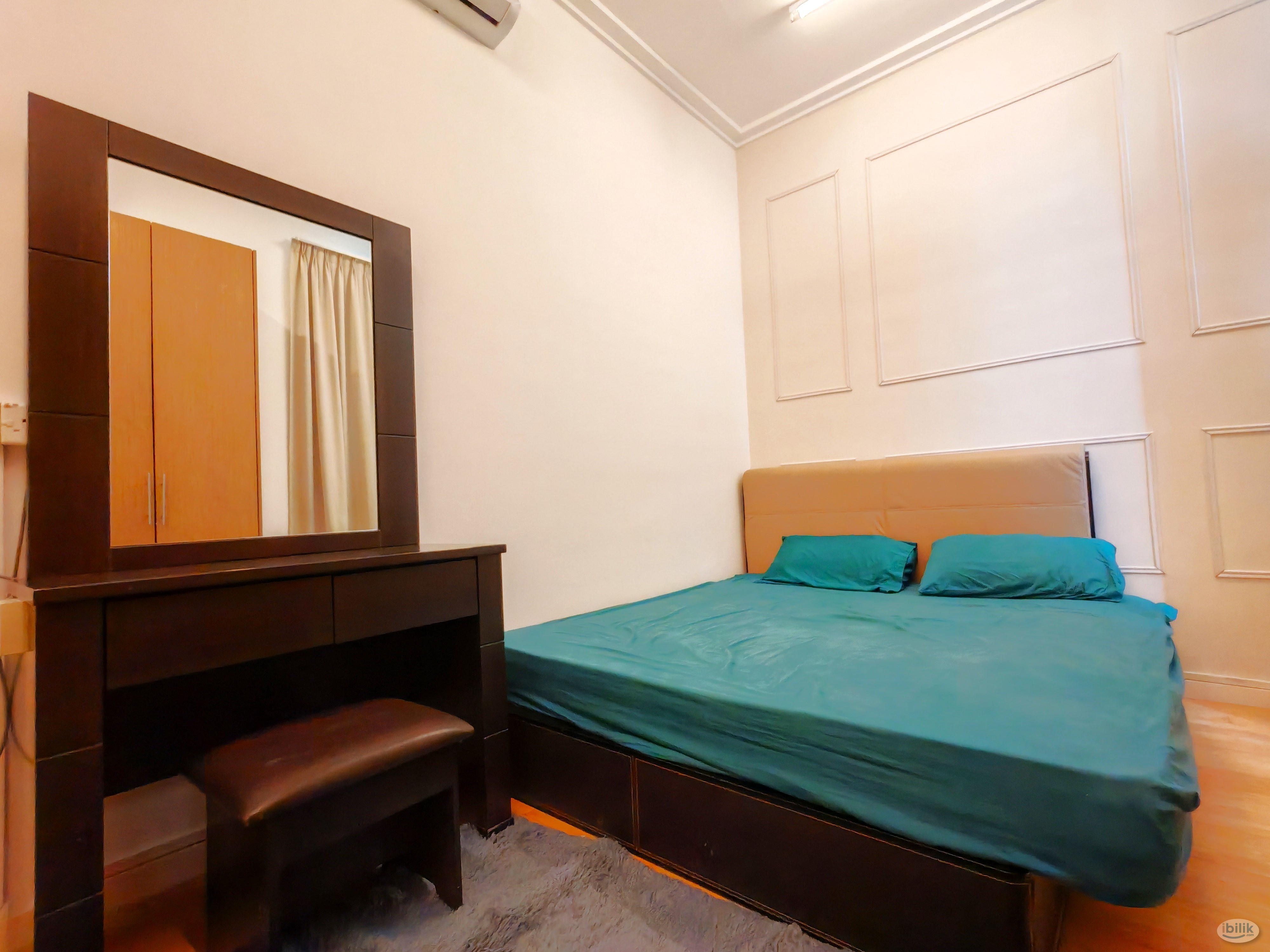 Newly Rennovated Mix Unit Middle Room With Free🆓 Wifi 🛜Water 💧n Dryer in 231TR - Near Pavilion Kuala Lumpur and The Exch - Image 2