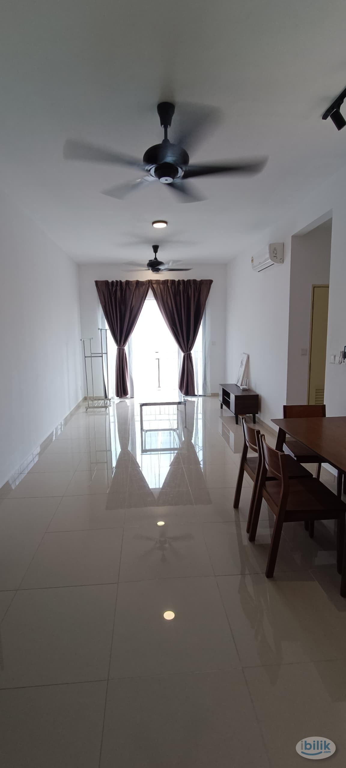 [No Partition]Hamilton Master Room for Rent[3mins walk to LRT Kelana Jaya line] - Image 4