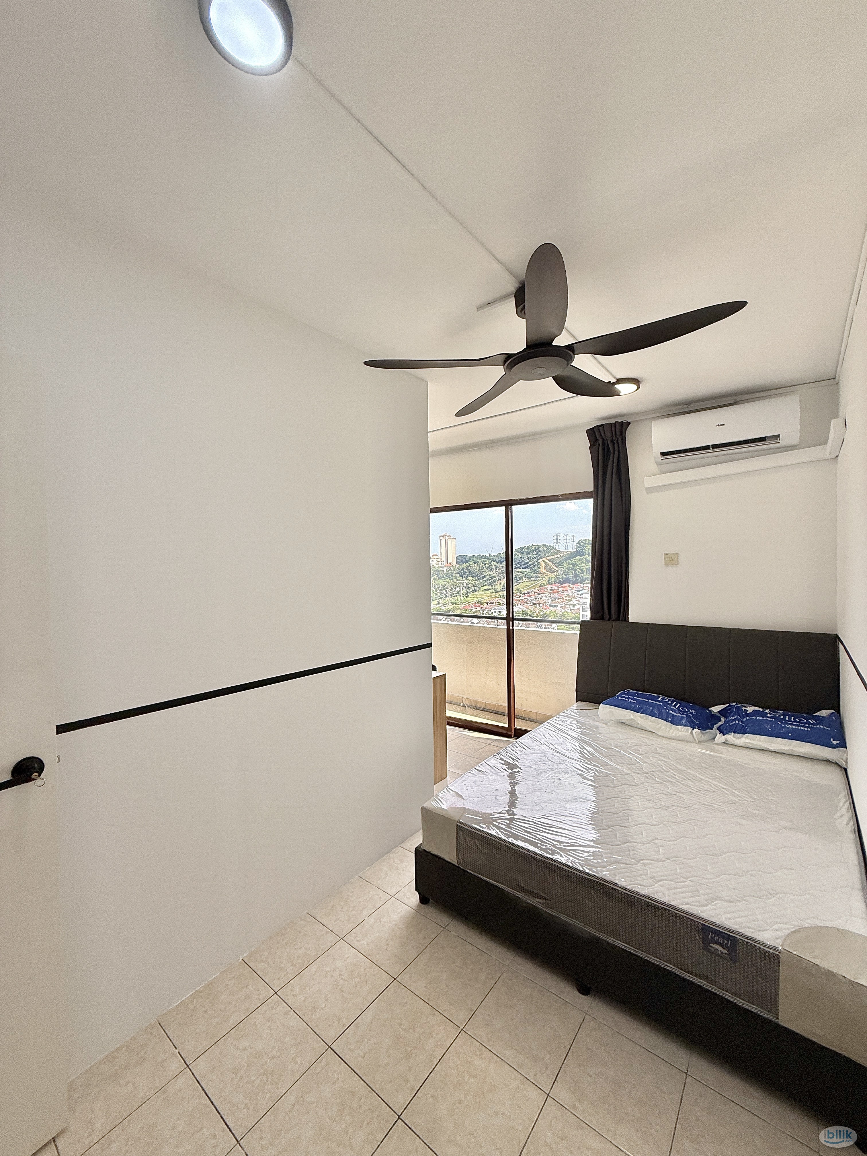 FEMALE UNIT❗8 MINS WALK TO MRT SURIAN🚇Middle Room, at Palm Spring, Kota Damansara - Image 2