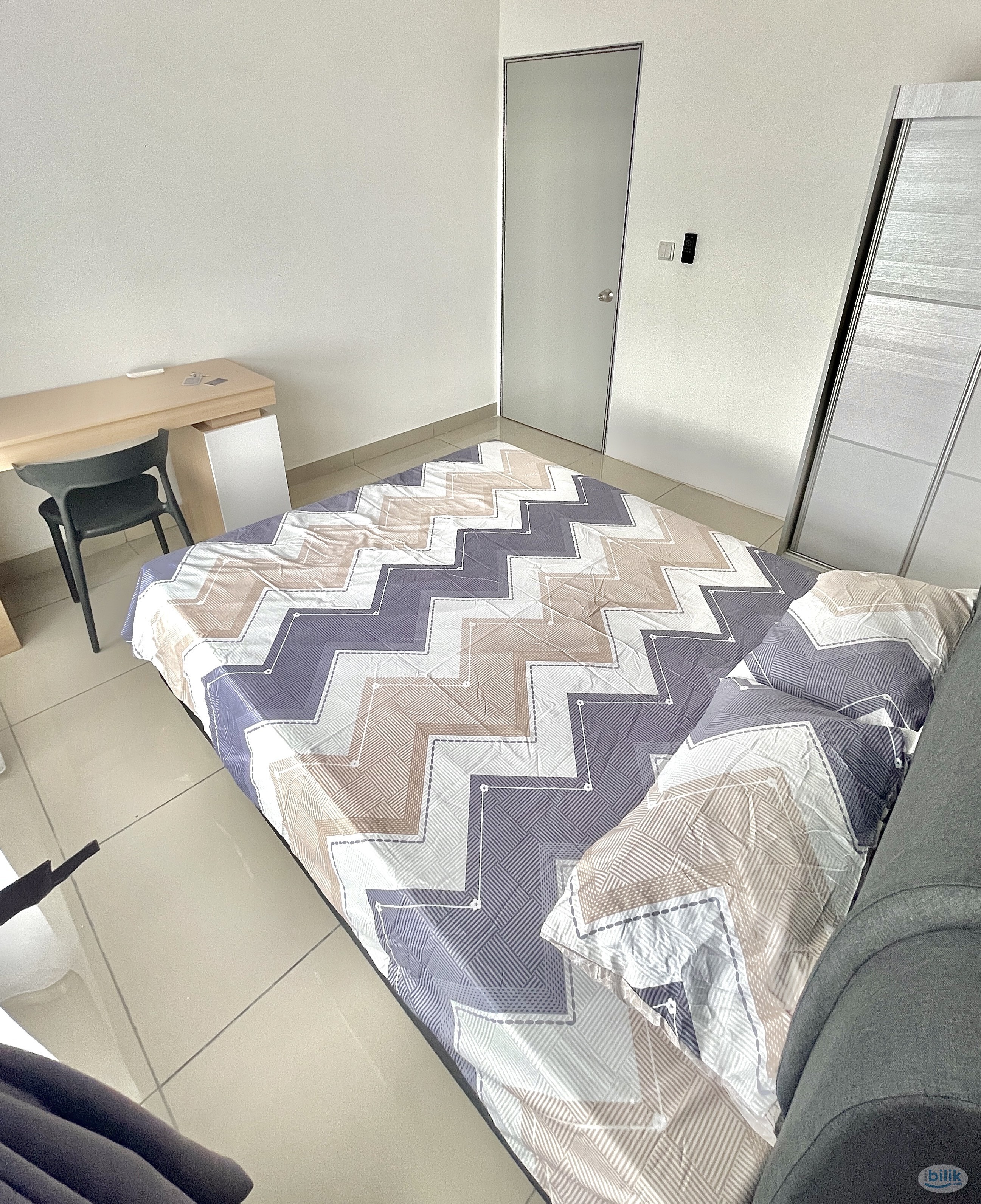NEW FURNISHED UNIT❗5 MINS WALK TO MRT/LRT MALURI🚇Middle Room at M Vertica KL City Residences, Cheras - Image 1