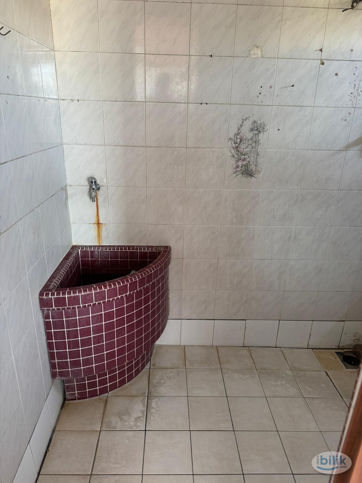 Single Room at Taman Ungku Tun Aminah, Johor Bahru - Image 4