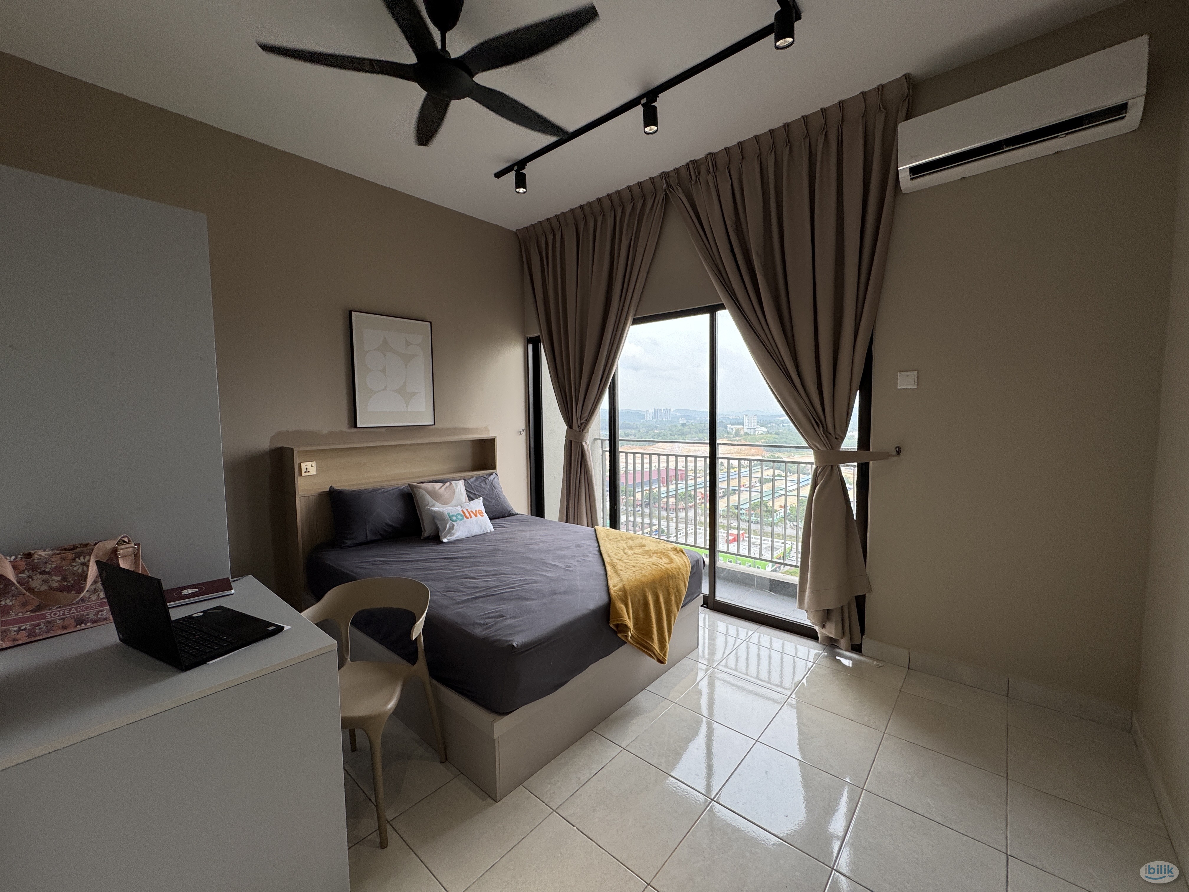 ZERO DEPOSIT Middle Bedroom in Youth City Residences - Image 1